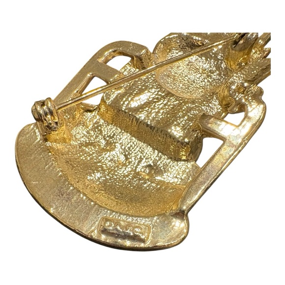 Vintage AJC “Birthday Cat” Brooch – Gold-Tone Figural Balloons – Signed AJC J20 - Picture 4 of 4